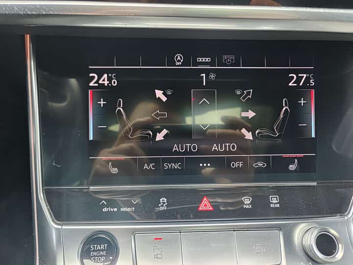 Фото 5 - Audi A6L