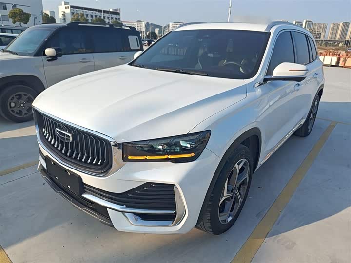 Фото 2 - Geely Monjaro