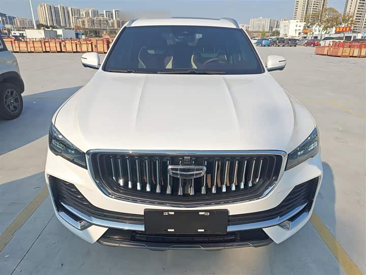 Фото 3 - Geely Monjaro