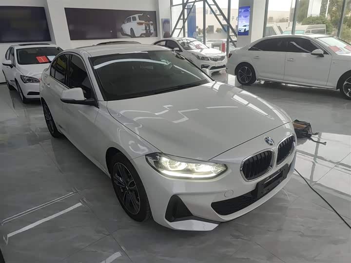 Фото 4 - BMW 1 Series