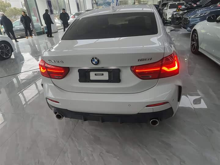 Фото 6 - BMW 1 Series