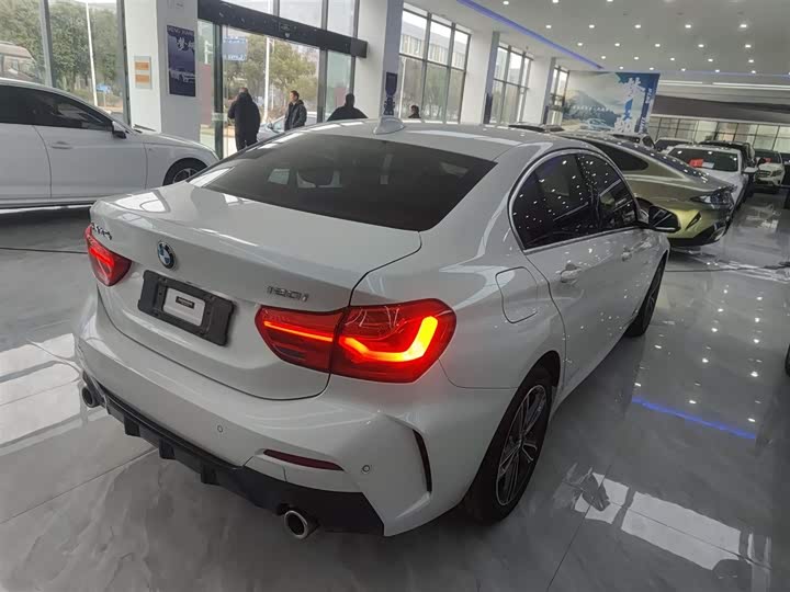 Фото 7 - BMW 1 Series