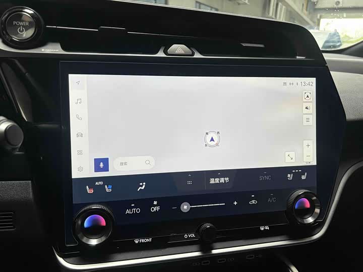 Фото 5 - Lexus RZ