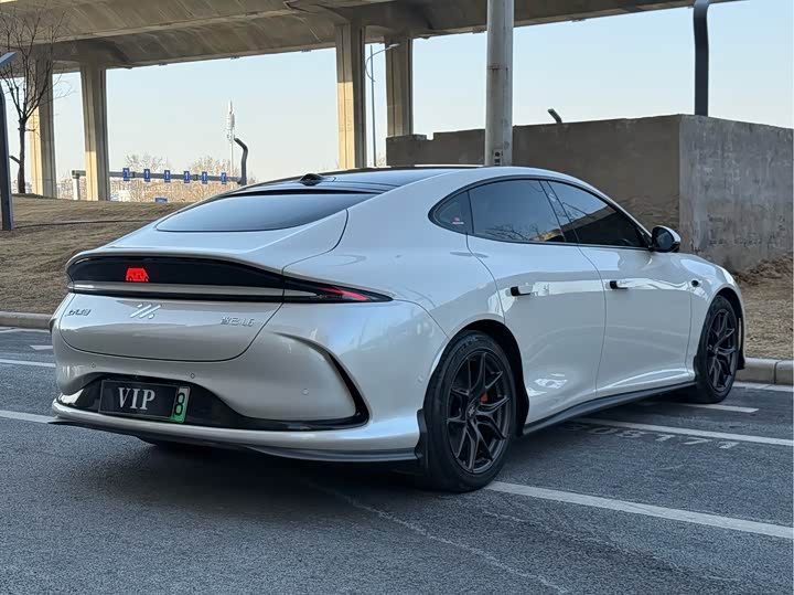 Фото 7 - IM motors L6