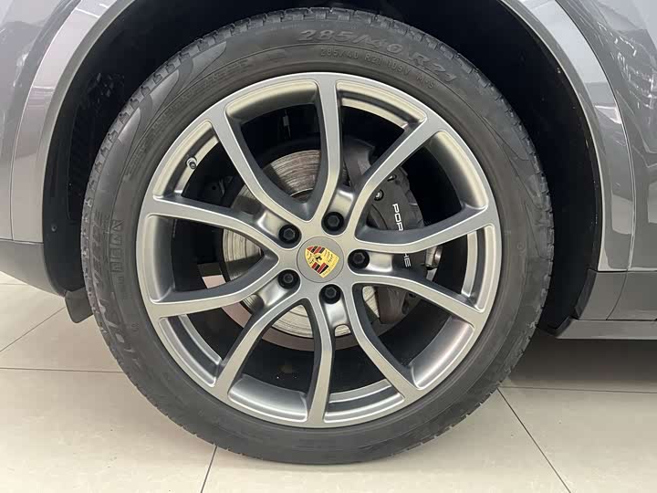 Фото 7 - Porsche Cayenne