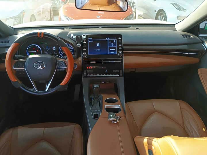 Фото 6 - Toyota Avalon