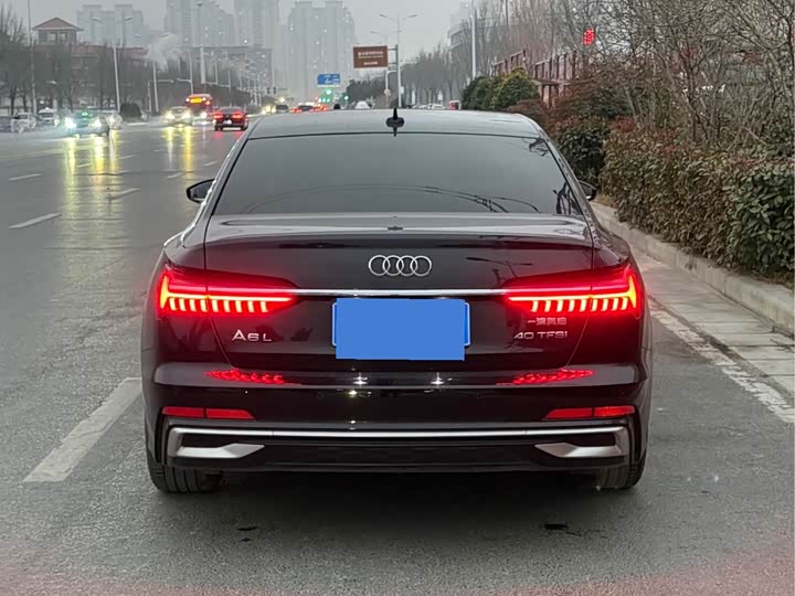 Фото 3 - Audi A6L