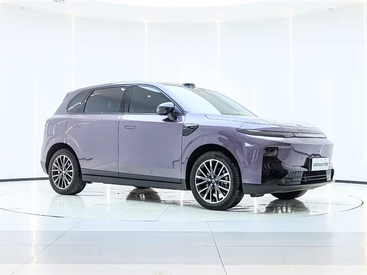 Фото 4 - Leapmotor B01