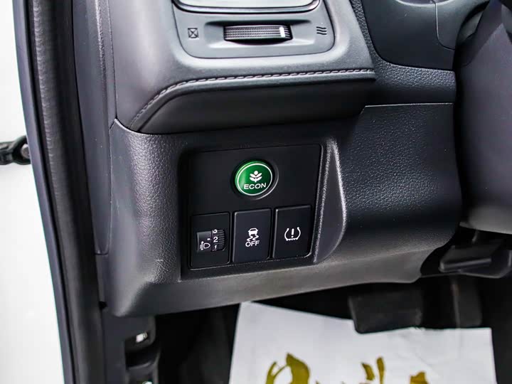 Фото 7 - Honda Vezel