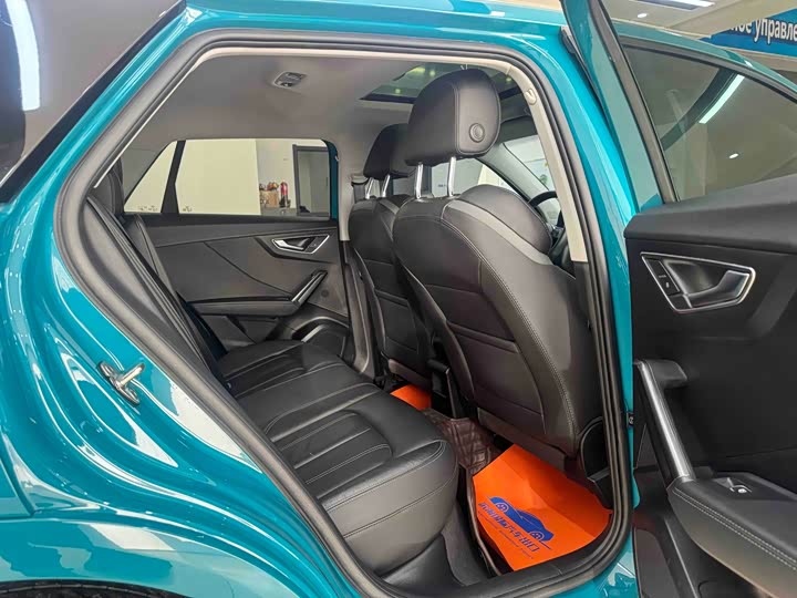 Фото 9 - Audi Q2L