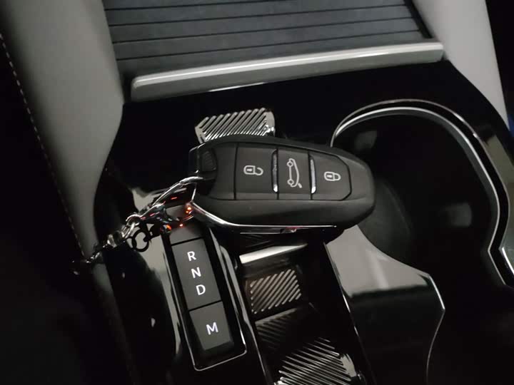 Фото 9 - Citroen C5 X