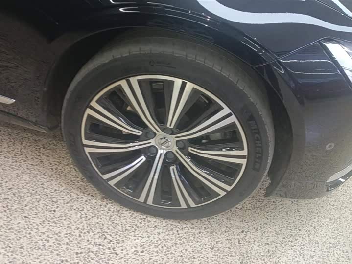 Фото 6 - Volvo S90