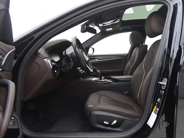 Фото 6 - BMW 5 Series Hybrid