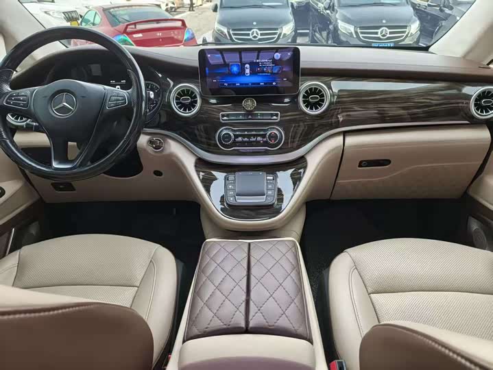 Фото 4 - Mercedes-Benz Vito