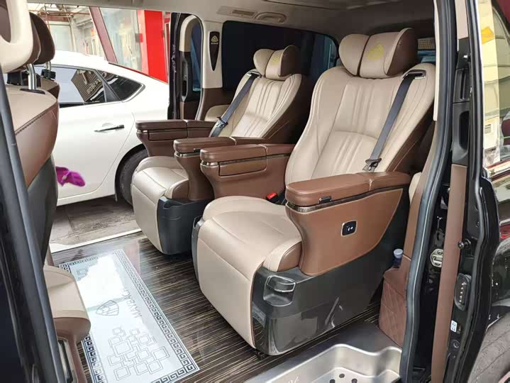 Фото 7 - Mercedes-Benz Vito