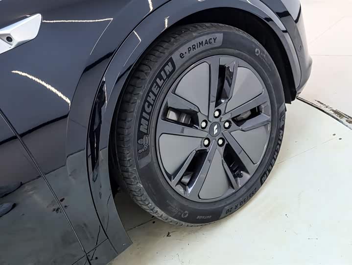 Фото 6 - LiXiang L7