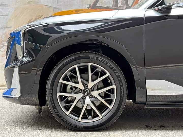 Фото 6 - GAC Trumpchi GS8