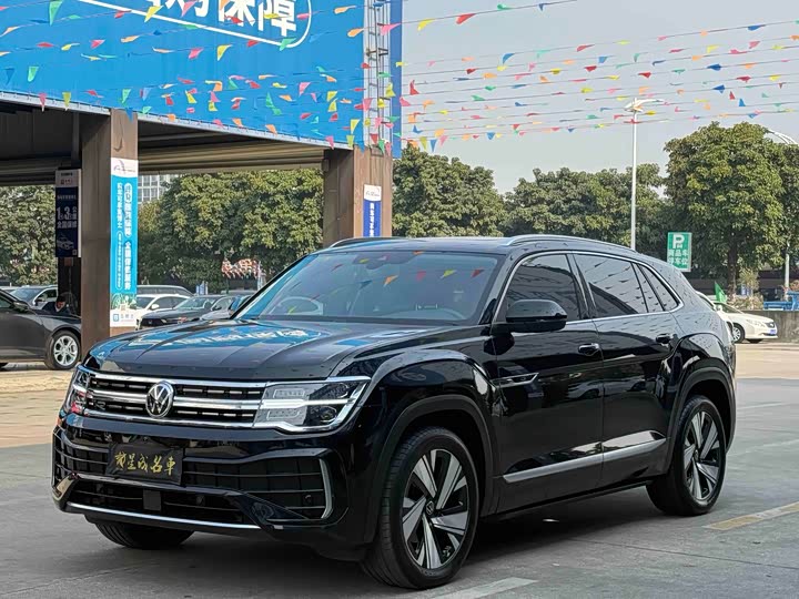 Фото 1 - Volkswagen Teramont X