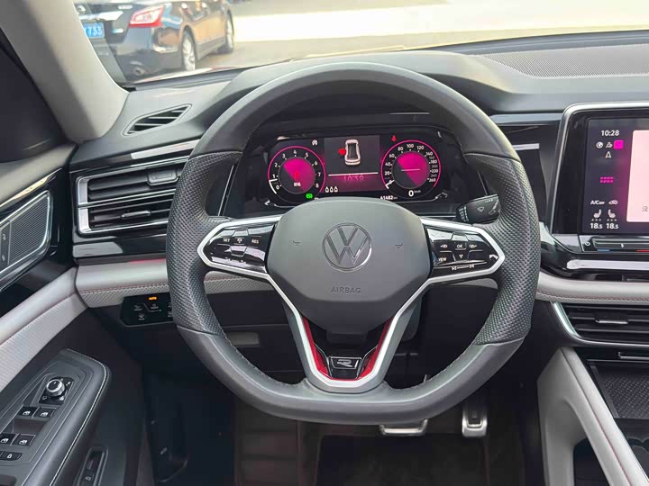 Фото 4 - Volkswagen Teramont X