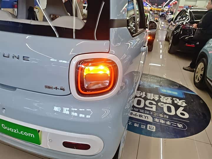 Фото 8 - Bestune Pony