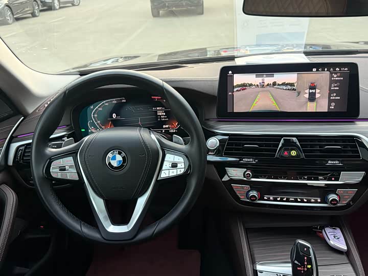 Фото 8 - BMW 5 Series