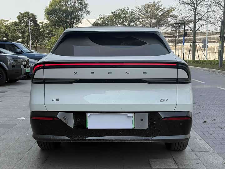 Фото 3 - XPeng G7