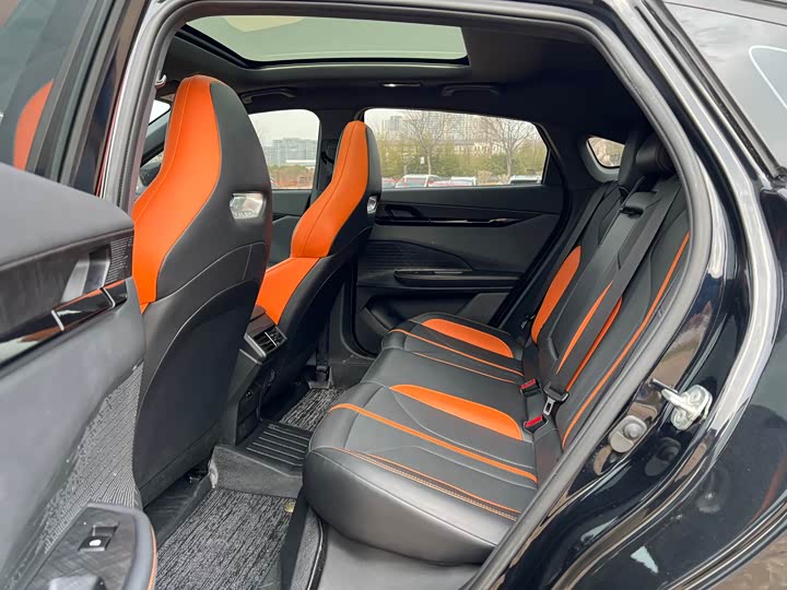 Фото 5 - Changan UNI-V