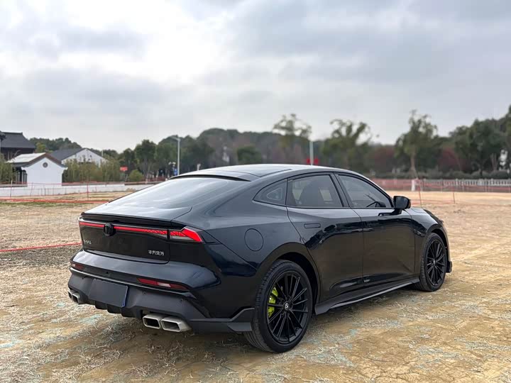 Фото 7 - Changan UNI-V