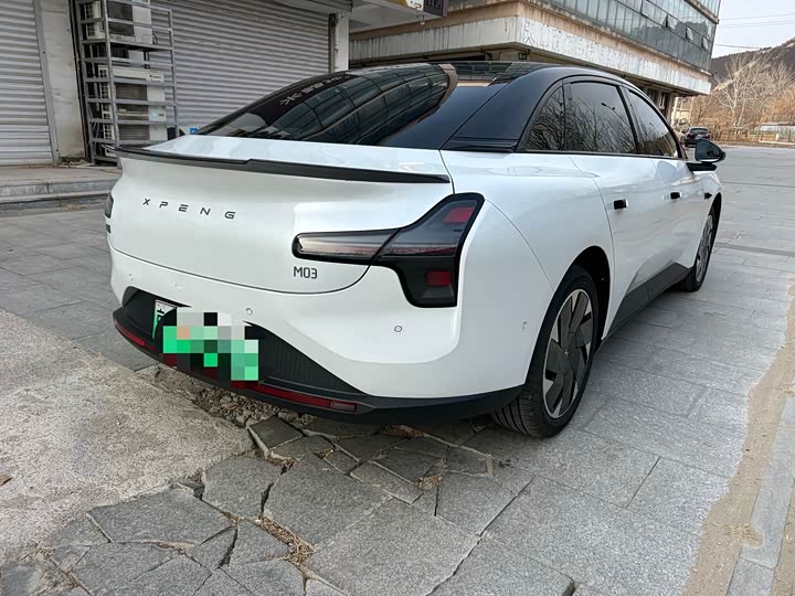 Фото 5 - XPeng Mona M03