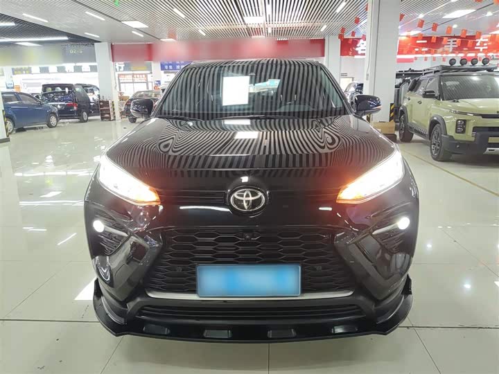 Фото 3 - Toyota Wildlander