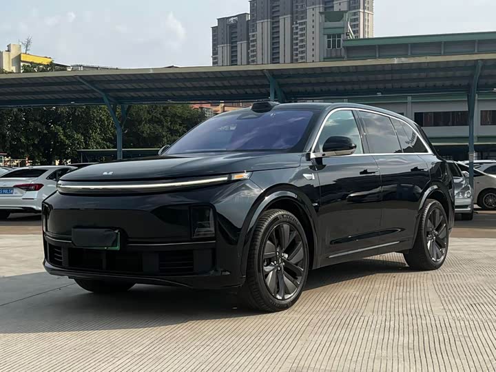 Фото 1 - LiXiang L7