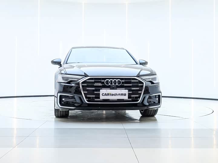 Фото 2 - Audi A6L