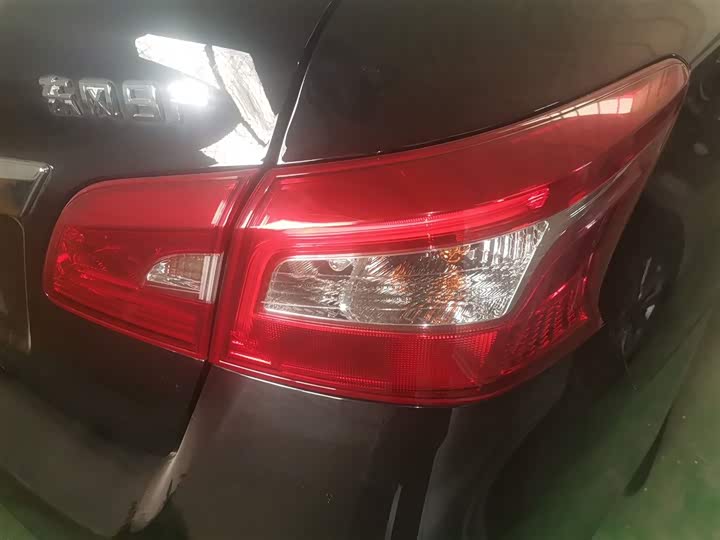 Фото 8 - Nissan Sylphy