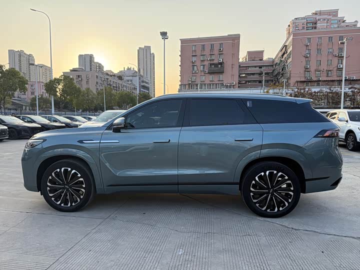 Фото 7 - Chery Tiggo 9