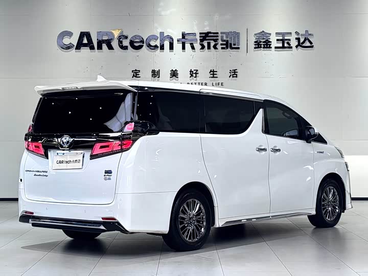 Фото 7 - Toyota Vellfire