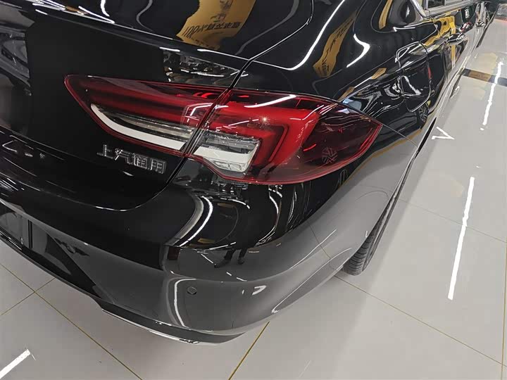 Фото 8 - Buick Regal