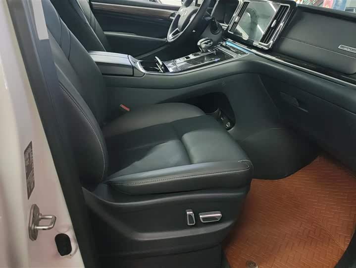 Фото 8 - GAC Trumpchi M8