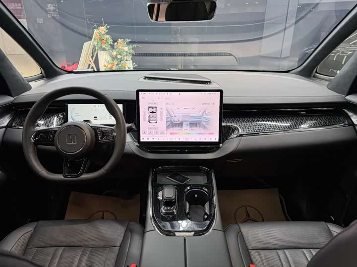 Фото 9 - Zeekr 009