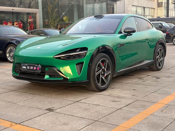 Фото 1 - Xiaomi YU7