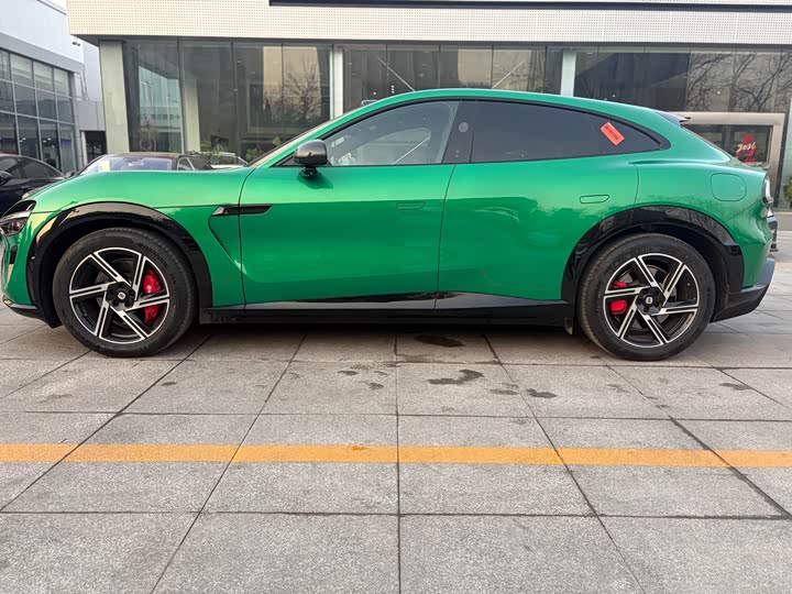 Фото 7 - Xiaomi YU7