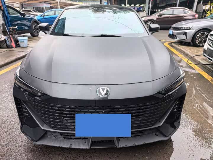 Фото 2 - Changan UNI-V