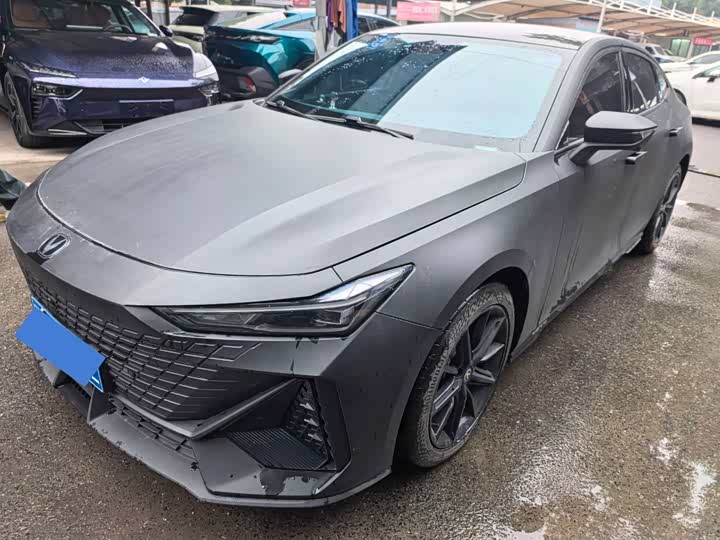 Фото 3 - Changan UNI-V