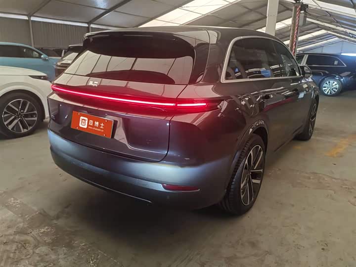 Фото 2 - LiXiang L7