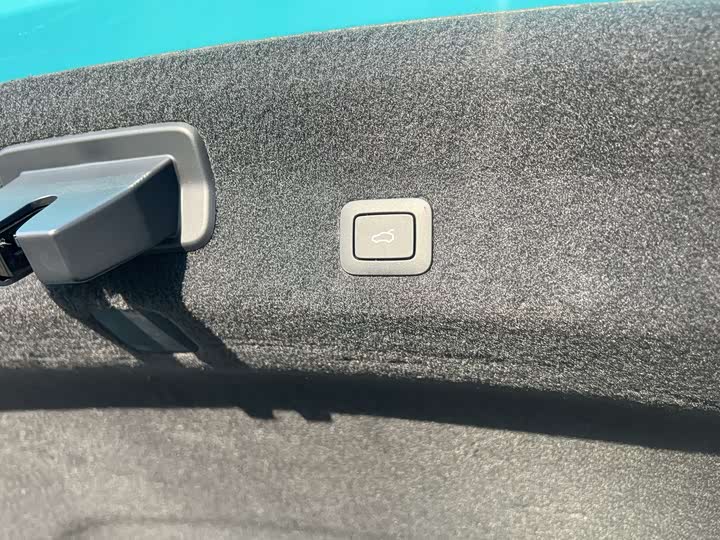 Фото 5 - Xiaomi SU7