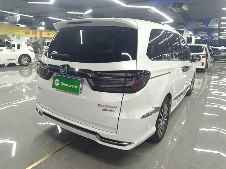 Фото 7 - Honda Elysion