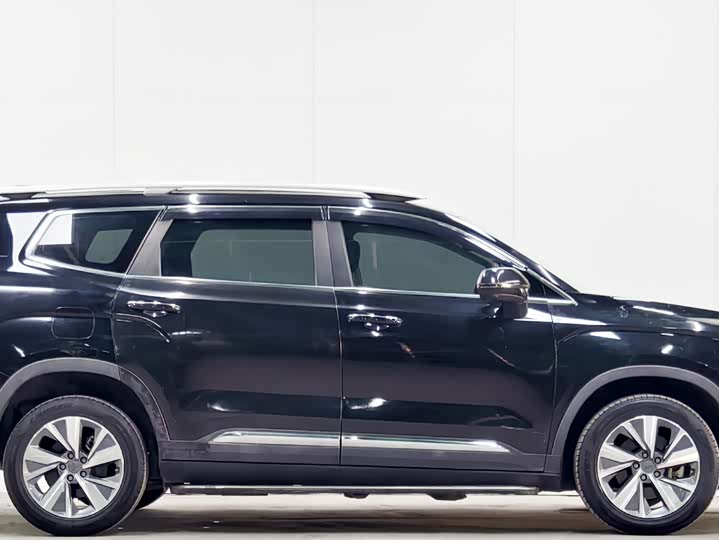 Фото 2 - Geely Okavango