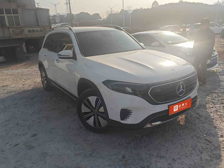 Фото 2 - Mercedes-Benz EQB