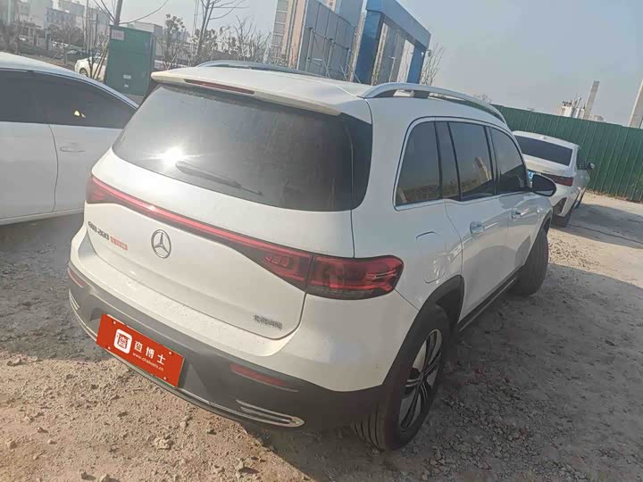 Фото 3 - Mercedes-Benz EQB