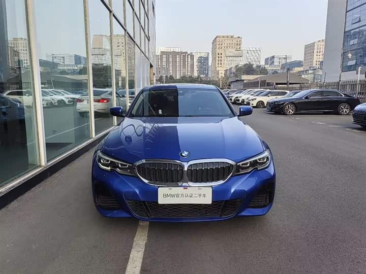 Фото 2 - BMW 3 Series