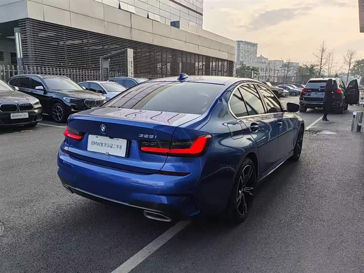 Фото 3 - BMW 3 Series